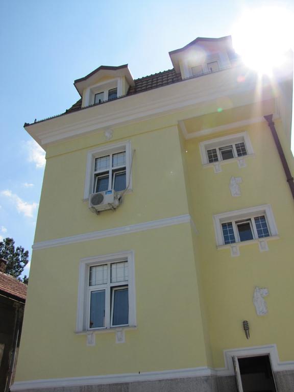 Vila Hedonija Белград Екстериор снимка